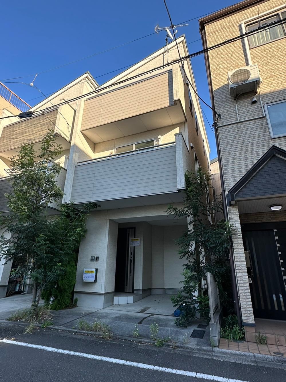 2LDK+S house in Arakawa Ward, Tokyo - Photo 1
