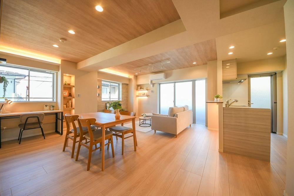 2LDK apartment in Nerima Ward, Tokyo - Photo 1
