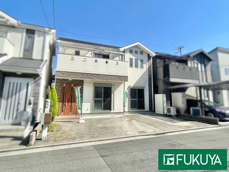 4LDK house in Naka Ward, Sakai, Osaka - Photo 1