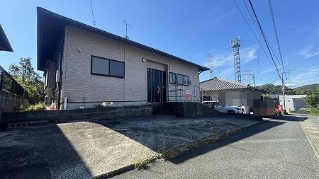 4LDK house in Chikushino, Fukuoka - Photo 1