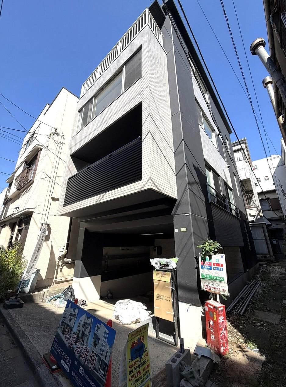 2LDK+S house in Bunkyo Ward, Tokyo - Photo 1