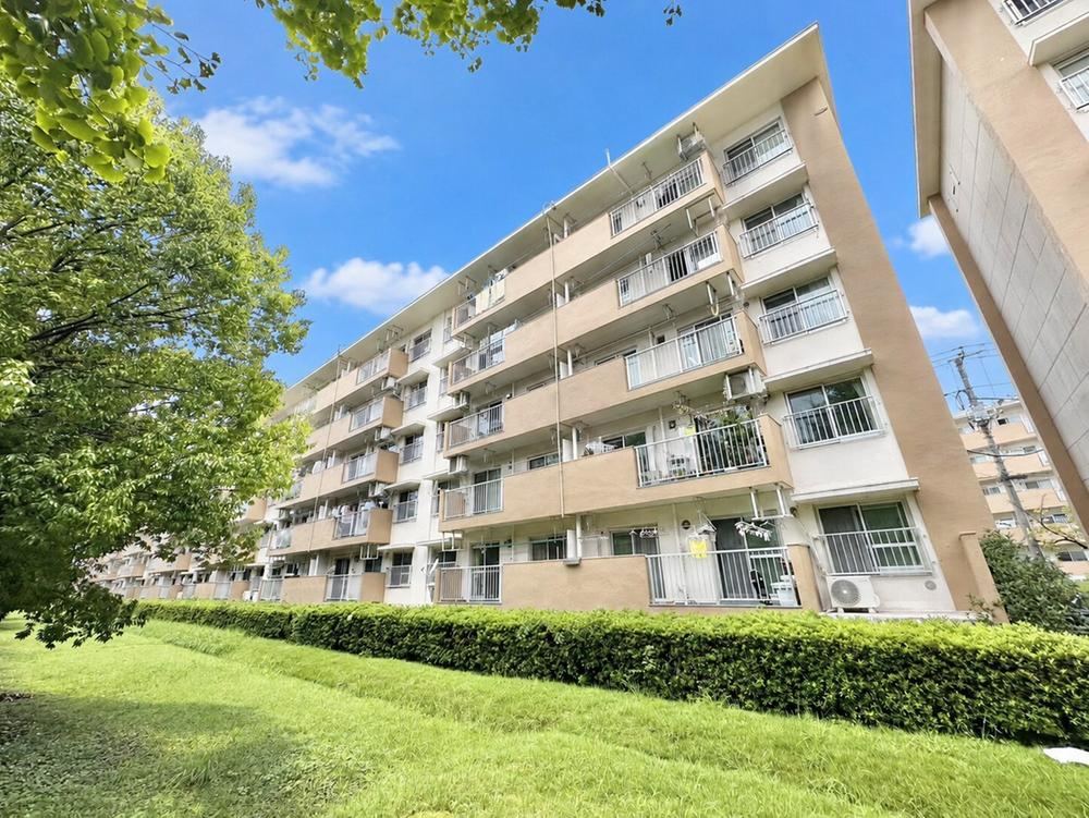 2LDK apartment in Soka, Saitama - Photo 1