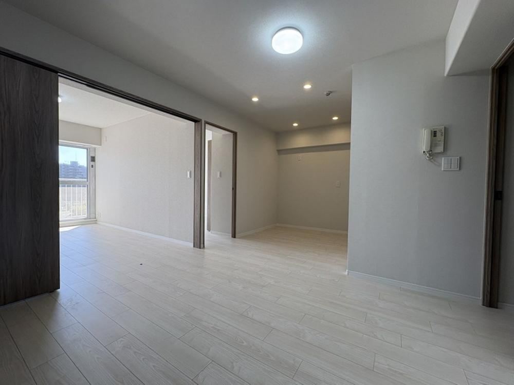 3LDK apartment in Sakura Ward, Saitama - Photo 1
