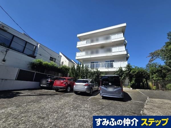 2LDK apartment in Nakano Ward, Tokyo - Photo 1
