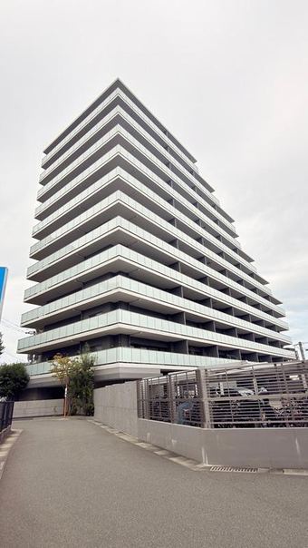 3LDK apartment in Minami Ward