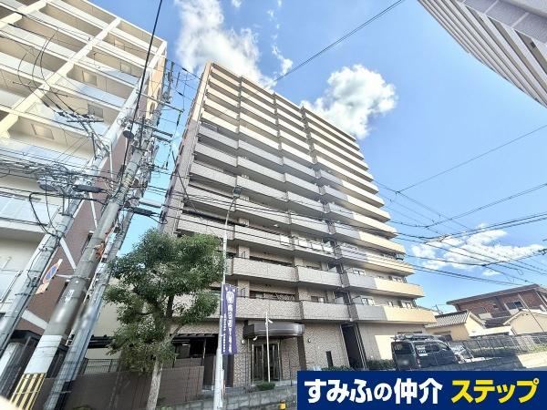 2LDK+S apartment in Higashiosaka, Osaka - Photo 1