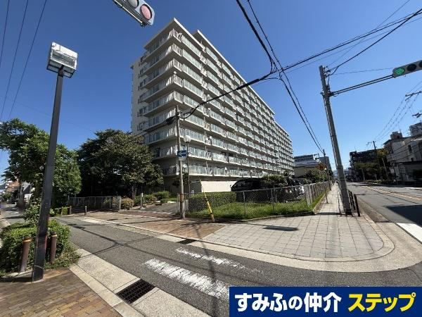 3LDK apartment in Higashinari Ward, Osaka - Photo 1
