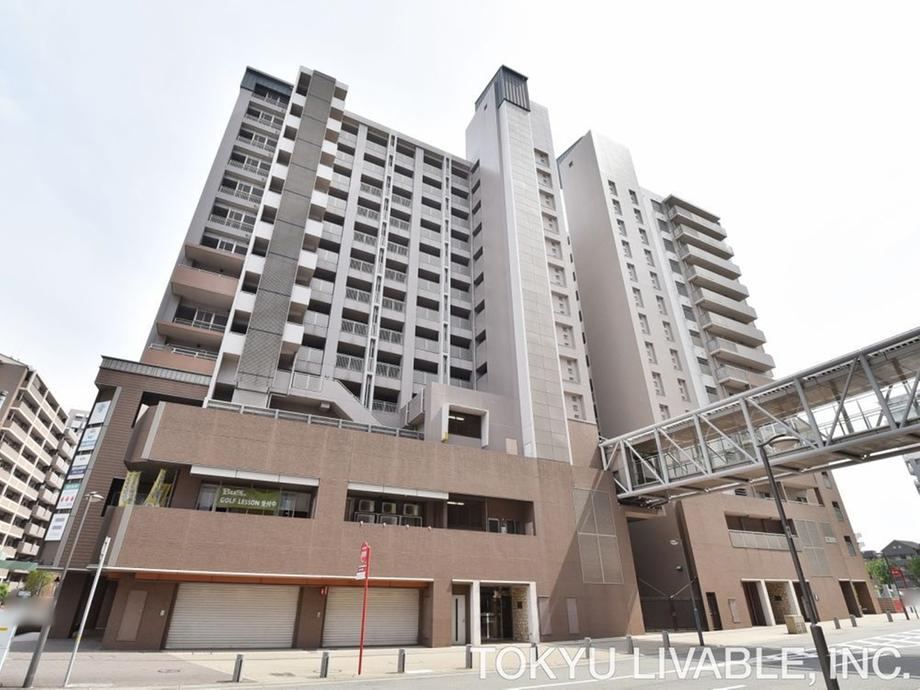 1LDK apartment in Nada Ward, Kobe, Hyogo - Photo 1