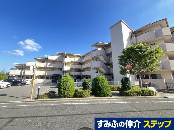 2LDK+S apartment in Nara, Nara - Photo 1