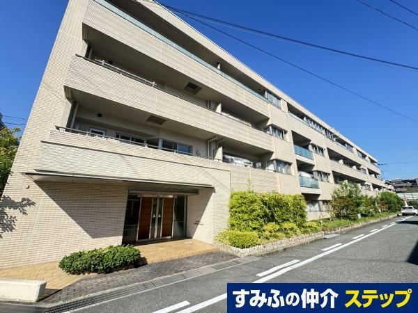 4LDK apartment in Nara, Nara - Photo 1