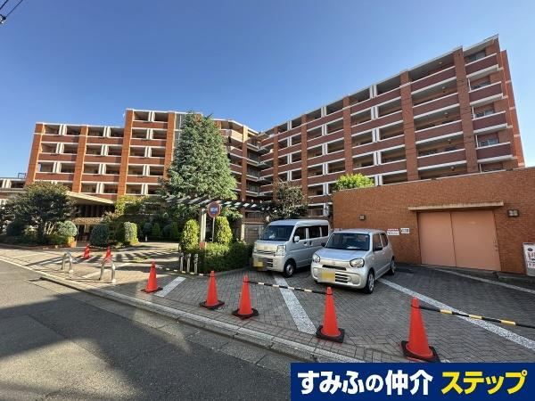 3LDK apartment in Izumi Ward, Yokohama, Kanagawa - Photo 1