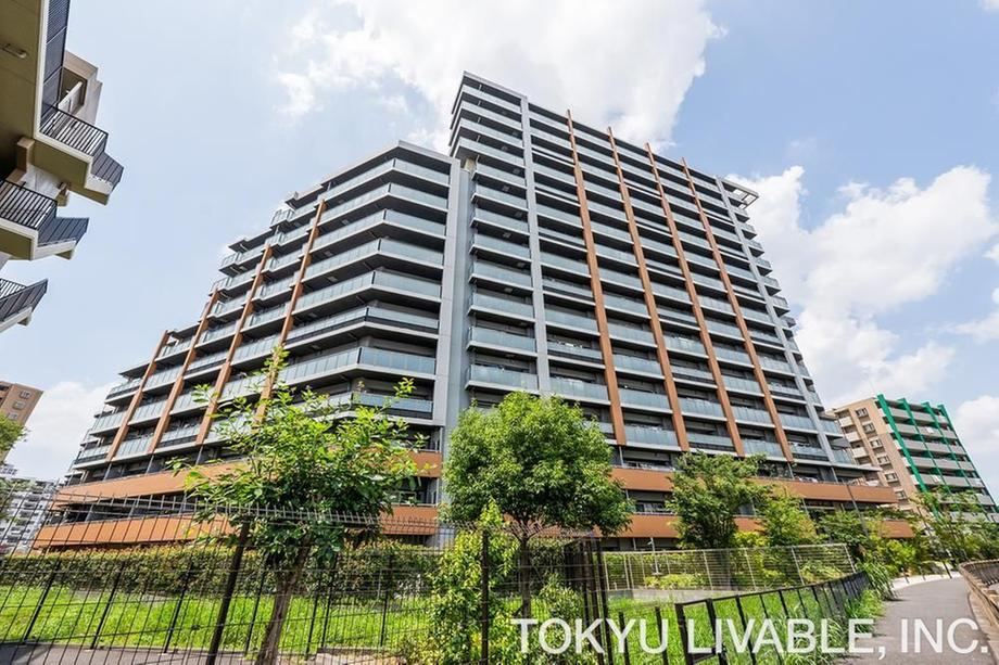 3LDK apartment in Kawaguchi, Saitama - Photo 1
