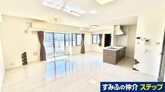 3LDK apartment in Asaminami Ward