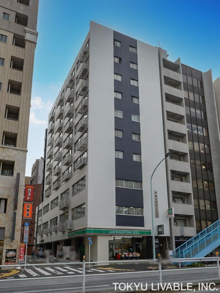 1LDK+S apartment in Shinjuku Ward, Tokyo - Photo 1