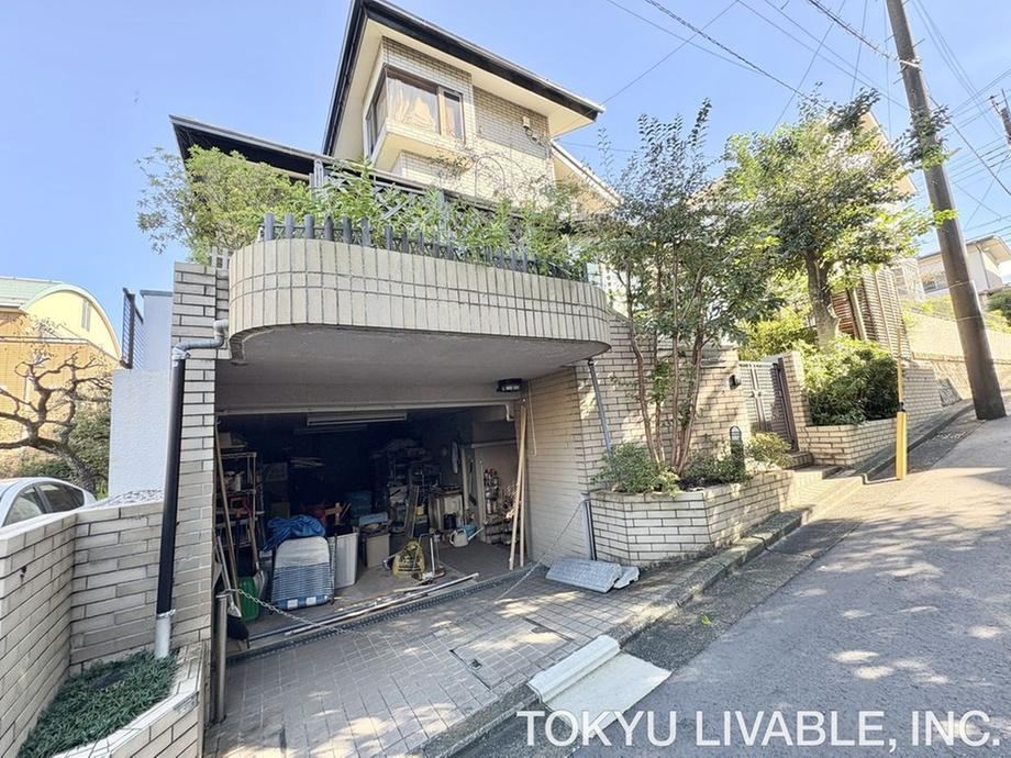 5LDK+S house in Aoba Ward, Yokohama, Kanagawa - Photo 1