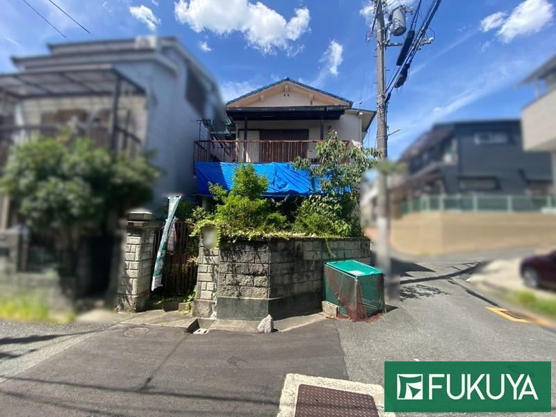 3DK house in Hirakata, Osaka - Photo 1