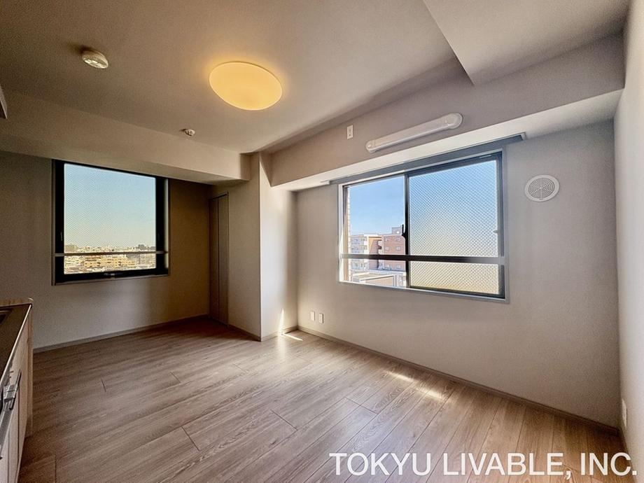 1LDK apartment in Nakano Ward, Tokyo - Photo 1