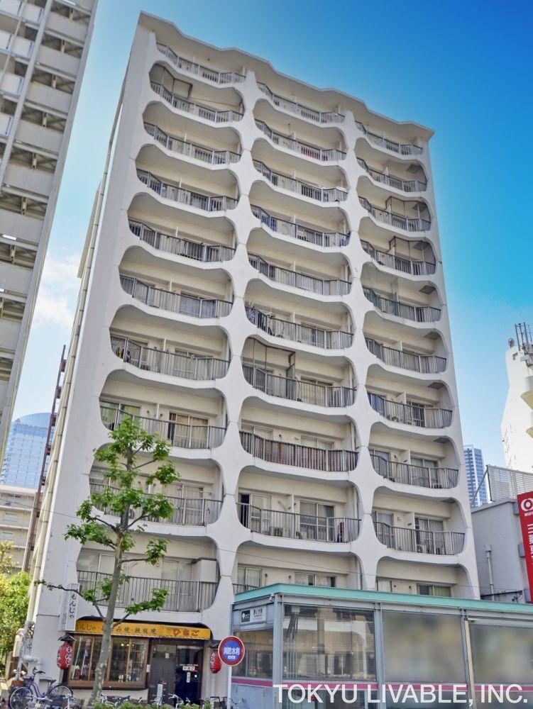 studio apartment in Chuo Ward, Tokyo - Photo 1