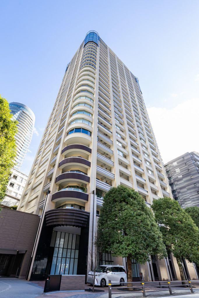 1LDK apartment in Minato Ward, Tokyo - Photo 1