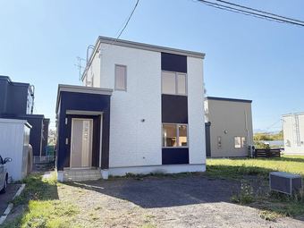 4LDK house in Ishikari