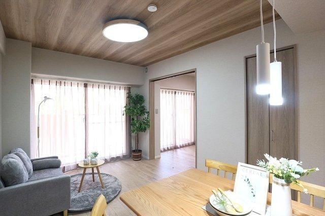 3LDK apartment in Higashinari Ward, Osaka - Photo 1