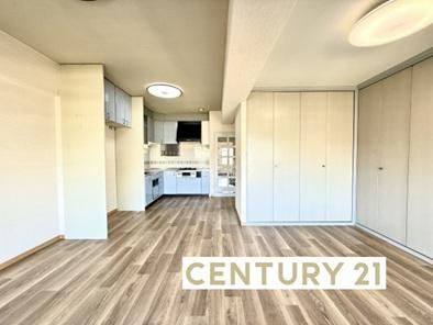 1LDK apartment in Tarumi Ward, Kobe, Hyogo - Photo 1