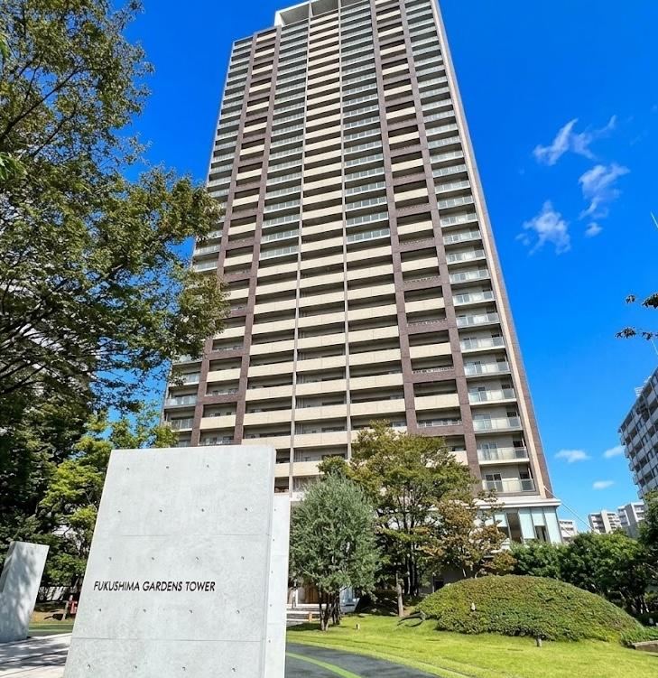 3LDK apartment in Fukushima Ward, Osaka - Photo 1