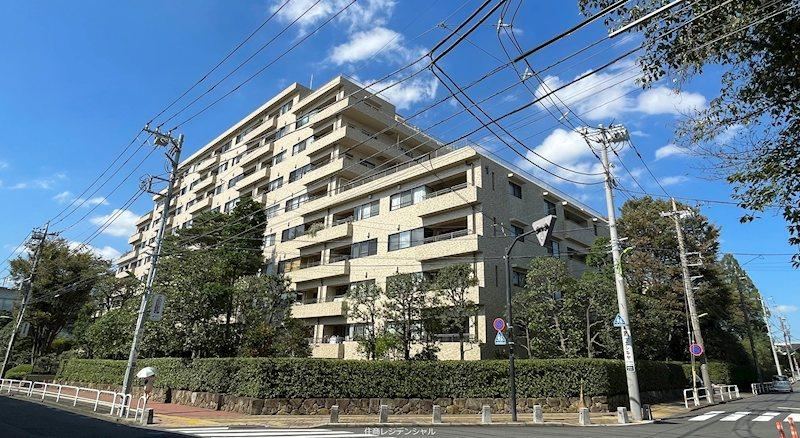 4LDK apartment in Setagaya Ward, Tokyo - Photo 1