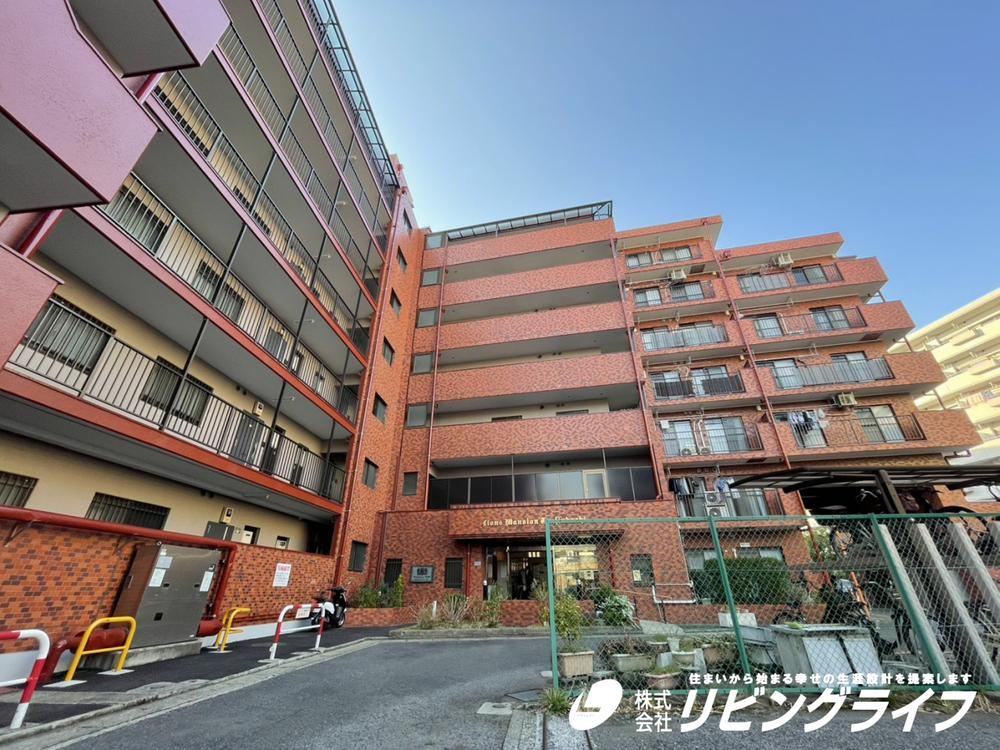 3DK apartment in Minami Ward, Yokohama, Kanagawa - Photo 1