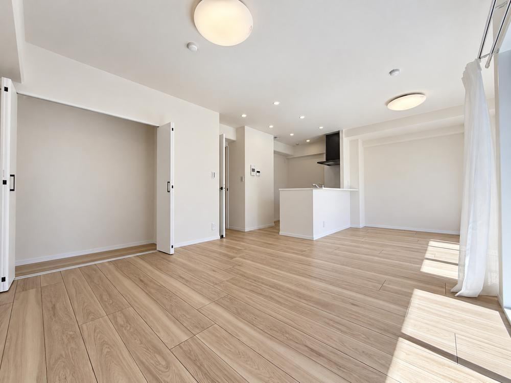 2LDK apartment in Chuo Ward, Osaka - Photo 1