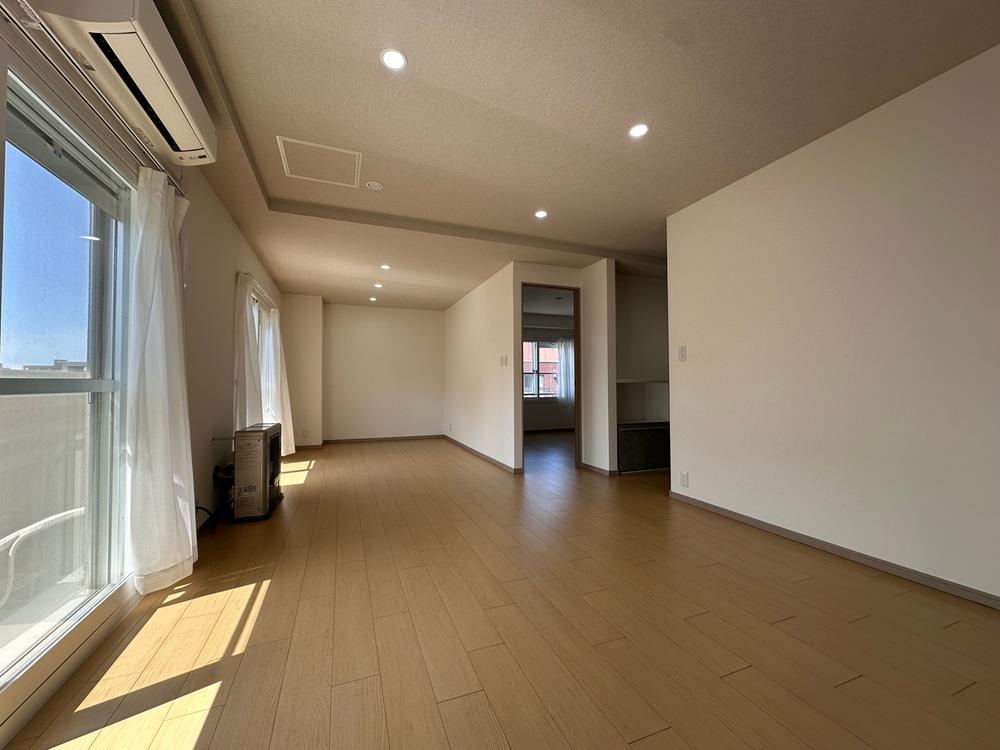 2LDK apartment in Chuo Ward, Sapporo, Hokkaido - Photo 1