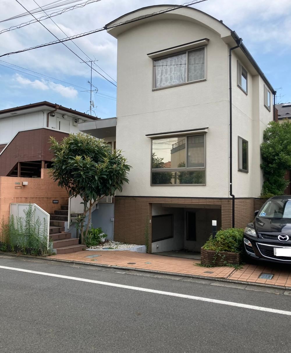 4LDK house in Setagaya Ward, Tokyo - Photo 1