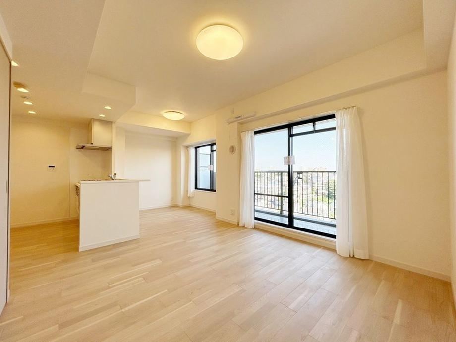 2LDK+S apartment in Itabashi Ward, Tokyo - Photo 1
