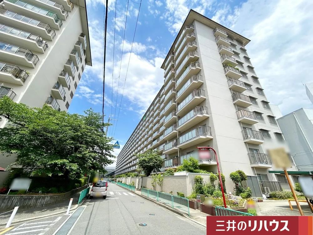 2LDK apartment in Ibaraki, Osaka - Photo 1