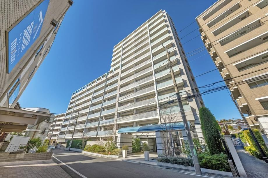 3LDK apartment in Asao Ward, Kawasaki, Kanagawa - Photo 1