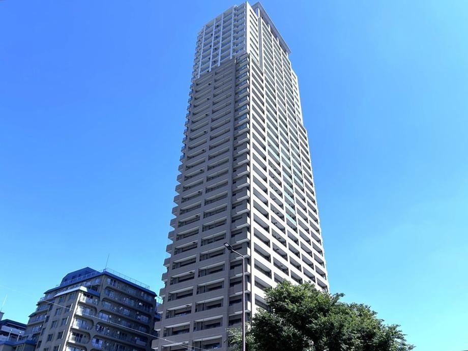 2LDK apartment in Nishi Ward, Osaka - Photo 1