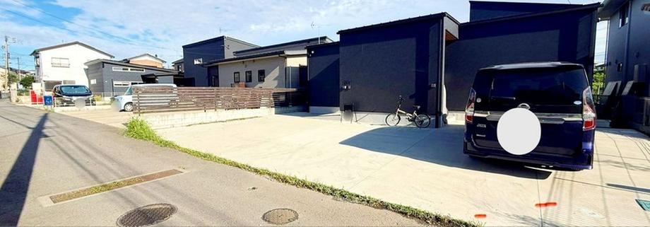 4LDK house in Toride, Ibaraki - Photo 1