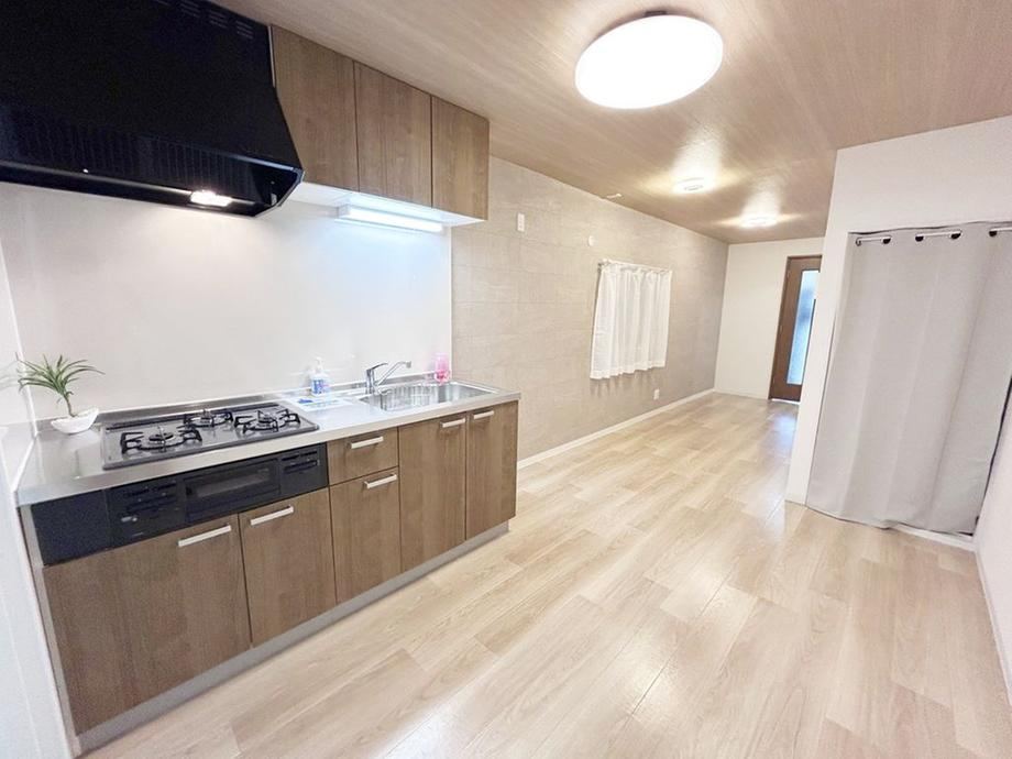 2LDK house in Toyonaka, Osaka - Photo 1