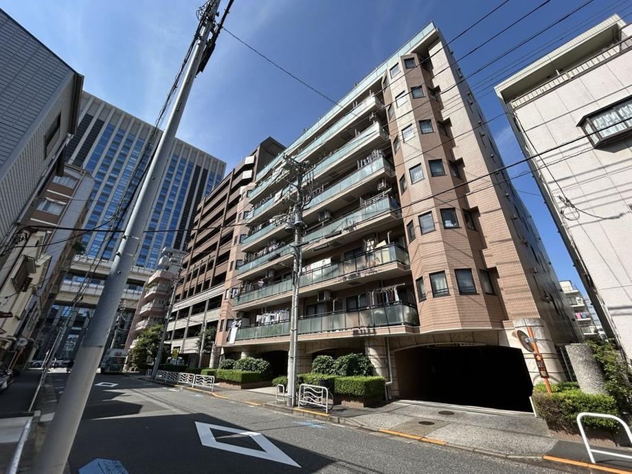 2LDK+S apartment in Koto Ward, Tokyo - Photo 1
