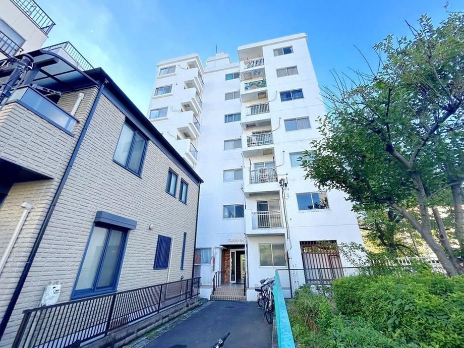 1LDK apartment in Koto Ward, Tokyo - Photo 1