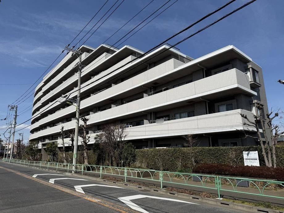 3LDK apartment in Setagaya Ward, Tokyo - Photo 1
