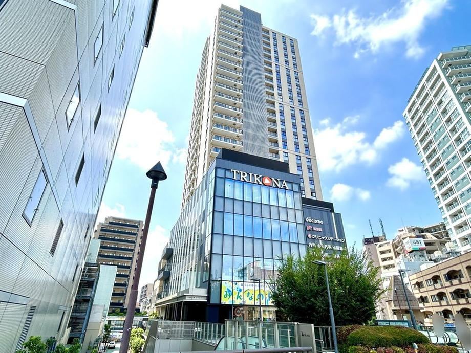 2LDK+S apartment in Mitaka, Tokyo - Photo 1