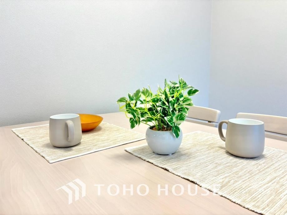 2LDK apartment in Shinjuku Ward, Tokyo - Photo 1