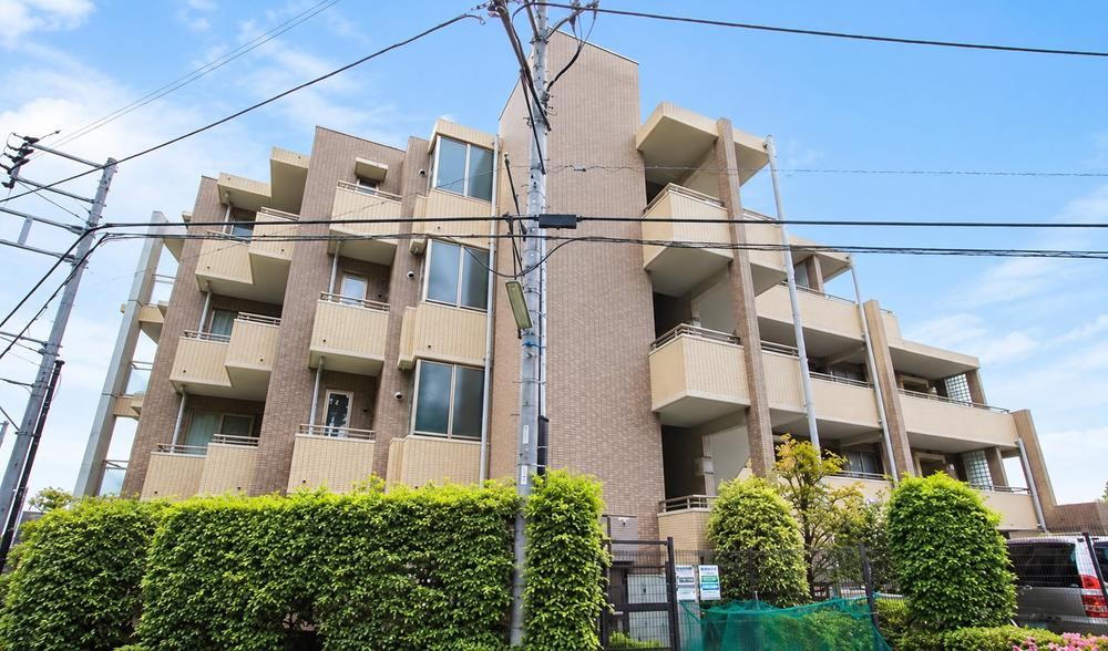 3LDK+S apartment in Machida, Tokyo - Photo 1