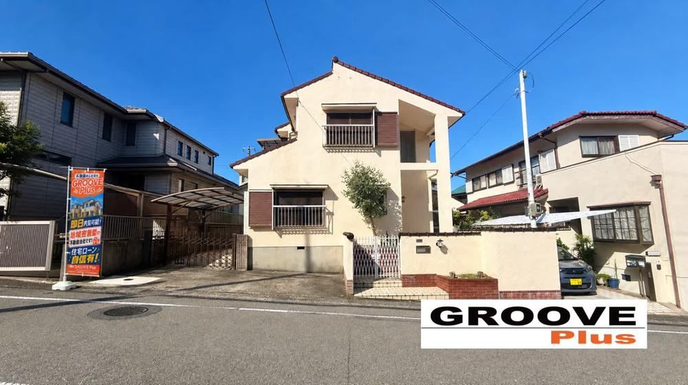 4LDK house in Tarumi Ward, Kobe, Hyogo - Photo 1