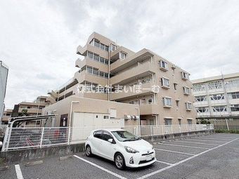 3LDK apartment in Sakura Ward