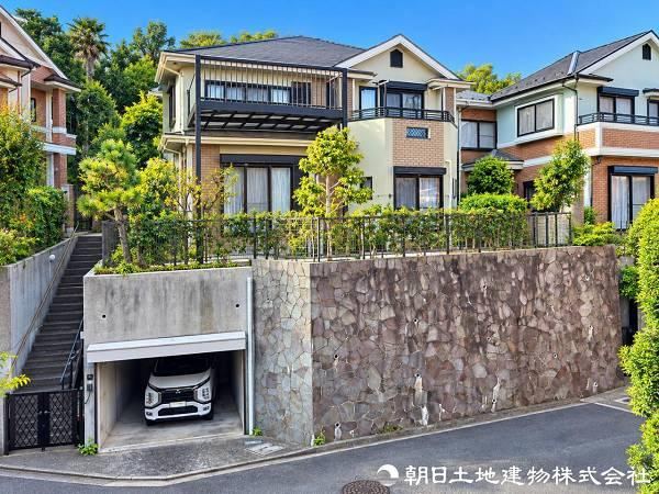4LDK+S house in Kamakura, Kanagawa - Photo 1