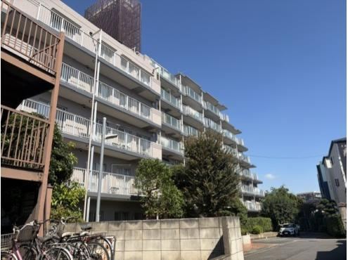4LDK apartment in Fujimi, Saitama - Photo 1