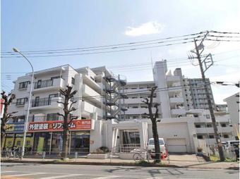 2LDK+S apartment in Sakura Ward