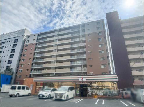 3LDK apartment in Tsurumi Ward, Yokohama, Kanagawa - Photo 1